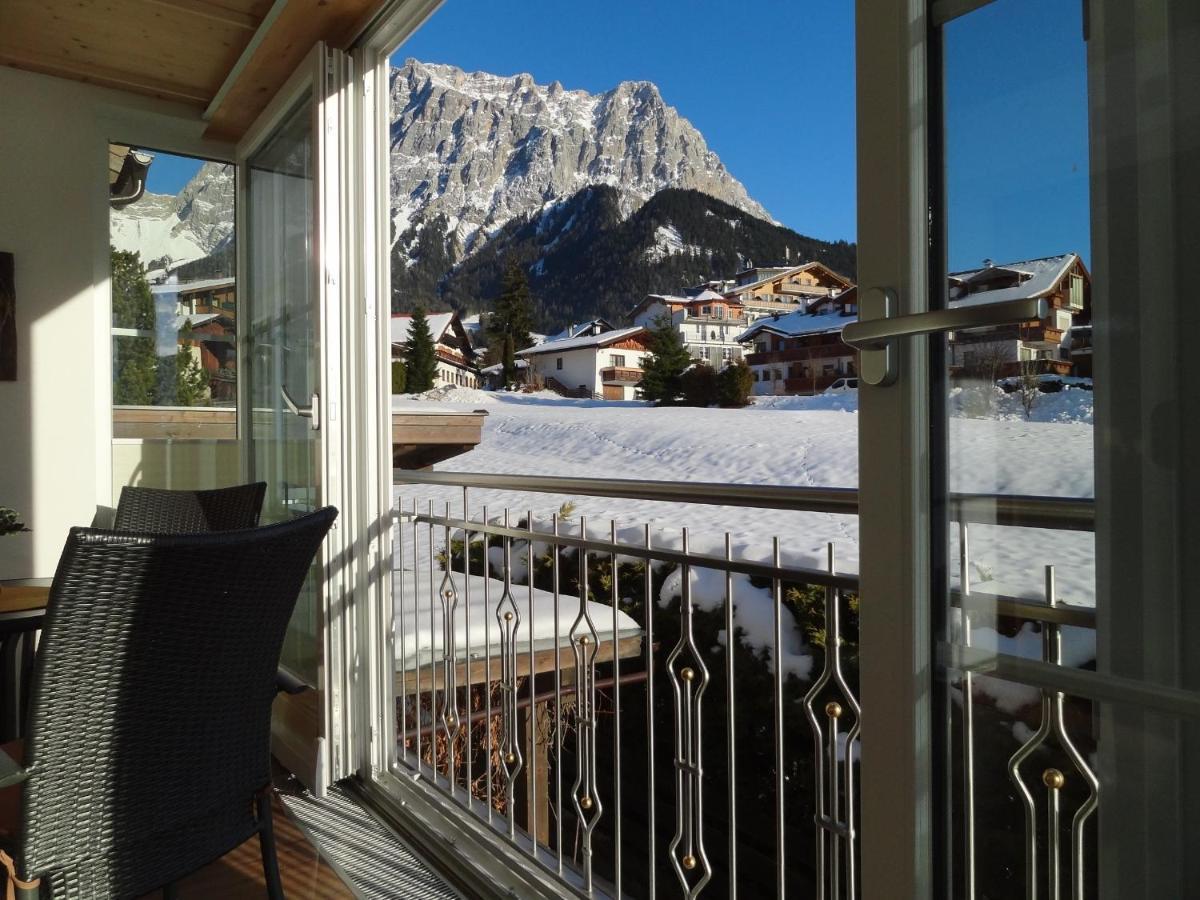 Appartements Loisachpromenade Ehrwald Bagian luar foto