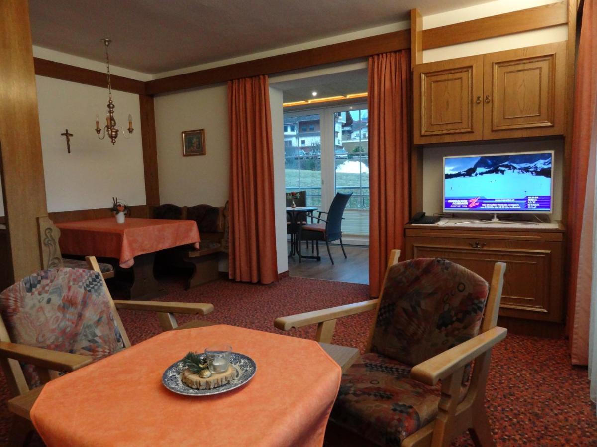 Appartements Loisachpromenade Ehrwald Bagian luar foto