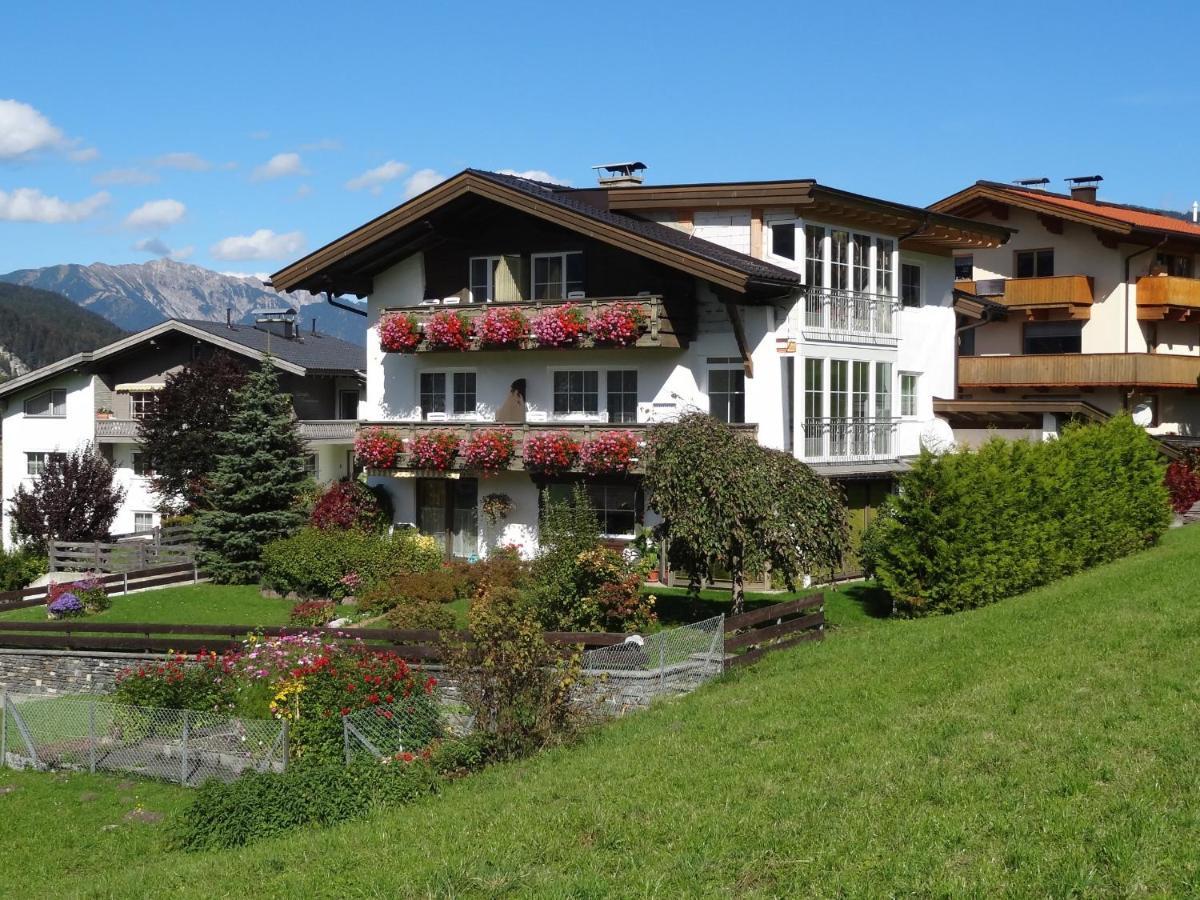 Appartements Loisachpromenade Ehrwald Bagian luar foto