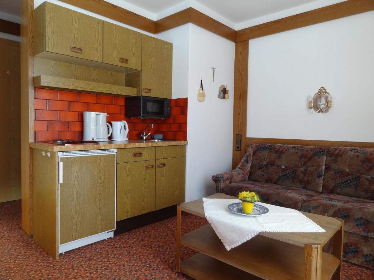 Appartements Loisachpromenade Ehrwald Bagian luar foto