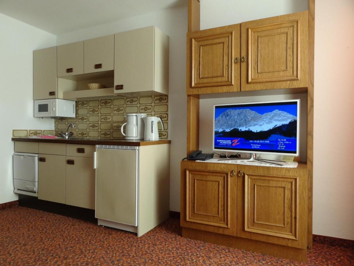 Appartements Loisachpromenade Ehrwald Bagian luar foto