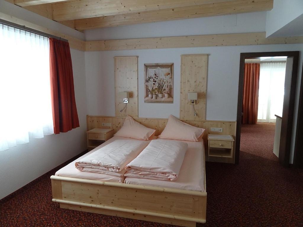 Appartements Loisachpromenade Ehrwald Bagian luar foto